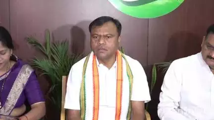 तोकापाल: राजीव भवन में प्रेस वार्ता के दौरान पीसीसी चीफ दीपक बैज ने प्रदेश में DAP खाद की कमी पर सरकार को घेरा