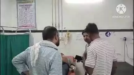 लाडनूं: मींदासरी के समीप सड़क हादसे में बाइक सवार गंभीर रूप से घायल
