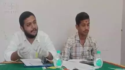 नगर: हॉटेल कुरेशीवर कारवाई झालीच पाहिजे एडवोकेट हर्षद चावला यांची पत्रकार परिषदेत मागणी
