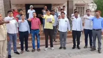डीडवाना: पंचायत समिति में ग्राम विकास अधिकारियों ने जल संरक्षण के लिए ली शपथ, लगाए परिंडे