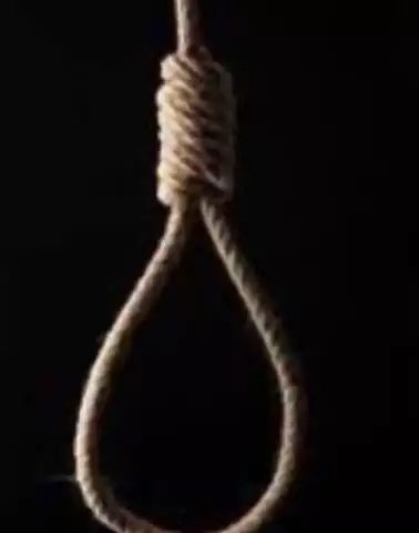 बड़ागांव धसान: बुड़ेरा थाना क्षेत्र के गांव में युवक ने फांसी लगाकर की आत्महत्या, पोस्टमार्टम के बाद शव परिजनों को सौंपा