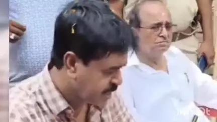 ক্যানিং ২: চন্দনেশ্বরে বিধায়ক শওকত মোল্লা ও BLRO আধিকারিকের কথোপকথনের প্রসঙ্গে জীবনতলাতে প্রতিক্রিয়া দিলেন বিজেপি নেতা অর্পণ দাস