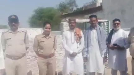 अमानगंज: अमानगंज नगर की मस्जिदों में मुस्लिम भाइयों ने बकरीद की नमाज अदा की