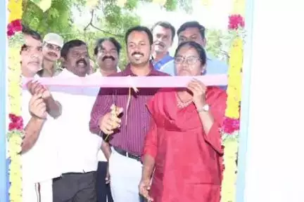 சங்கரன்கோயில்: தென்காசி மாவட்டத்தில் பல்வேறு நலத்திட்ட பணிகள் ஆட்சியர் எம்பி எம்எல்ஏக்கள் பங்கேற்பு.