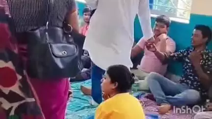 হীরবাঁধ: খাতড়ার একটি বেসরকারি লজে বিজেপির রানিবাঁধ বিধানসভার পক্ষ থেকে রক্তদান শিবির হল, উপস্থিত বিধায়ক
