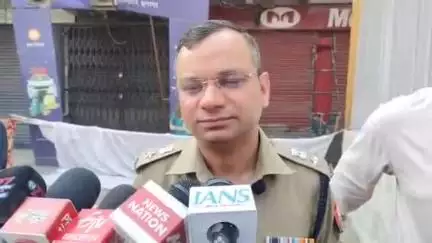 मुरादाबाद: सिविल लाइंस थाना क्षेत्र में दो टप्पेबाजों ने पीएसी कर्मचारी की मां को बातों में फंसा कर जेवर ऐंठ लिए, मुकदमा दर्ज
