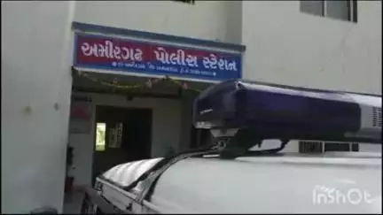 અમીરગઢ: રસ્તા પર ચાલતા જતા યુવકને બાઇક ચાલકે લીધો અડફટે,અકસ્માતની ઘટના બાદ નોંધાઈ પોલીસ ફરિયાદ.