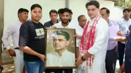 टोंक: टोंक विधायक सचिन पायलट ने अपने निज आवास पर लोगों से मुलाकात कर की जनसुनवाई