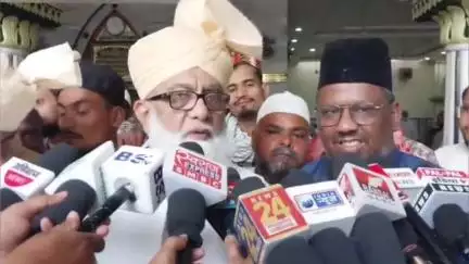 जबलपुर: प्रदेश के मुफ्ती-ए-आजम ने जबलपुर में नमाज अदा की, कहा- हर घर में कर्नल सोफिया जैसी बेटी हो