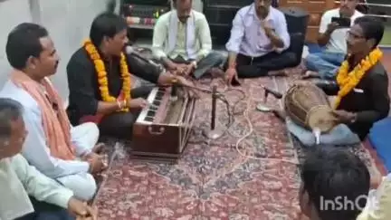 विदिशा नगर: शनिवार शाम 7 बजे माधवगंज के राधा कृष्ण मंदिर में निर्जला एकादशी पर भजन संध्या का आयोजन हुआ