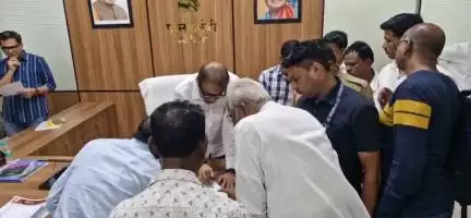 वर्धा: आवास योजनेला बळकटी: महाराष्ट्र सरकारचे नवे गृहनिर्माण धोरण" :पालकमंत्री डॉ. पंकज भोयर
