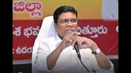 మామిడి రైతులను సకాలంలో ఆదుకోండి గుజ్జు పరిశ్రమపై మానిటరింగ్ చేయండి చుతుర్యంపై దగుమల ప్రసాదరావు