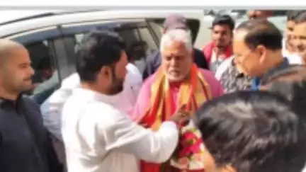 रामगढ़ चौक: सहकारिता मंत्री एकदिवसीय दौरे पर पहुंचे लखीसराय, कार्यकर्ताओं ने किया स्वागत; लालू परिवार पर साधा निशाना