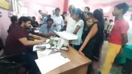 बिहार: भारतीय रेड क्रॉस सोसाइटी में निःशुल्क स्वास्थ्य जांच शिविर का आयोजन, 160 लोगों की जांच हुई