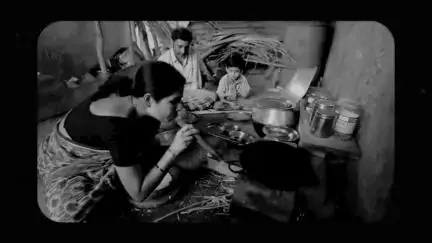 #11YearsOfSashaktNari

🏠 उज्ज्वला योजना के तहत 10 करोड़ से अधिक धूम्रमुक्त रसोईघर बनाए गए

सम्मान, स्वास्थ्य और सशक्तिकरण को सशक्त बनाने वाली पहल
