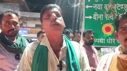 किसान संदीप ठाकुर
मंदसौर शाहिद किसानों को नमन
नैनो उड़िया नैनो डीएपी की वैद्यता खत्म करो एसपी पर सभी फसलों की खरीदारी सुनिश्चित हो