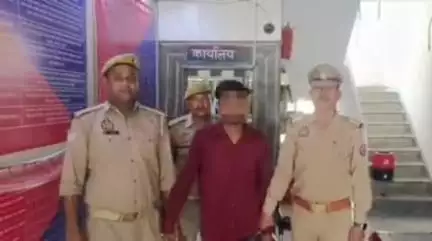 हाथरस: नगला अलिया की चेकिंग के दौरान कोतवाली हाथरस जंक्शन पुलिस ने एक अभियुक्त को अवैध तमंचा और कारतूस सहित किया गिरफ्तार