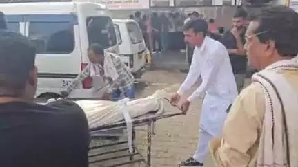 लाडपुरा: दिल्ली-मुंबई एक्सप्रेस वे पर कार पलटने से एक विवाहिता महिला की मौत, पुलिस ने करवाया पोस्टमार्टम, जांच में जुटी