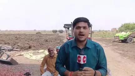 कौंच: औरैया में सीएम योगी के मक्का मिनी बीज किट वितरण पर कोंच के ग्राम पड़री में खाट पंचायत में किसानों ने दी प्रतिक्रिया