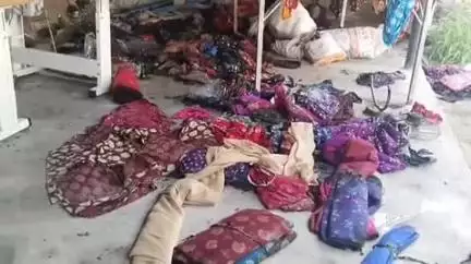 मांझी: मांझी के कंचनपुर में बाबा साड़ी टेक्सटाइल्स फैक्ट्री में आग, लाखों के कपड़े जलकर राख