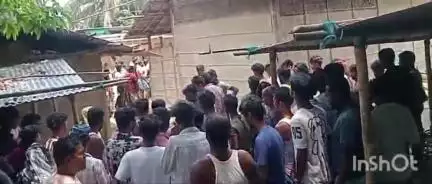 ৰঙিয়া ভাগ: ৰঙিয়াৰ তুলসীবাৰিত দুটা ফৈদৰ মাজত ভয়ংকৰ মাৰপিট, খেতিপথাৰৰ বেৰৰ জাল চুৰিক লৈ মাৰপিট, গুৰুতৰভাৱে আহত ৭ জন, আটক ২ জন