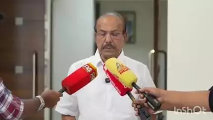 ഏറനാട്: വിദ്യാർത്ഥി ഷോക്കേറ്റ് മരിച്ച സംഭവത്തിൽ ഉത്തരവാദി സർക്കാർ തന്നെയെന്ന് എം.എൽ.എ കുഞ്ഞാലിക്കുട്ടി കാരാത്തോട് പറഞ്ഞു