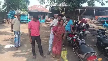 ভাতার: ভাতারের মন্ডল গ্যারেজের বেশ কিছু যুবকের সহায় পুরুলিয়ার এক মানসিক ভারসাম্যহীন মহিলা ফিরে পেল তার পরিবারকে