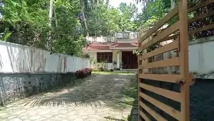 ചാവക്കാട്: ഗുരുവായൂർ മാമ ബസാറിൽ ആളില്ലാത്ത വീട്ടിൽ മോഷണം, സ്വർണാഭരണം നഷ്ടപ്പെട്ടു