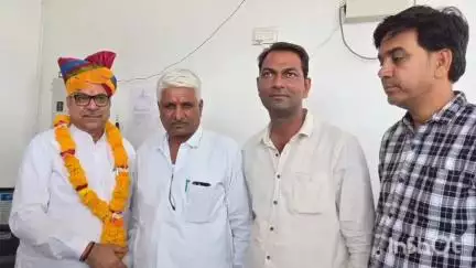 मेड़ता: मेड़ता सिटी के रेण कस्बे में भाजपा कार्यकर्ताओं ने पूर्व भाजपा प्रदेश अध्यक्ष सतीश पूनिया का स्वागत किया