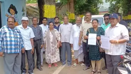 ଢେଙ୍କାନାଳ ସଦର: ରାହୁଲ ଗାନ୍ଧୀଙ୍କ ନାଁରେ ମନ୍ତବ୍ୟ ଦେବା ବିରୋଧରେ ପୁରୀ ସାଂସଦଙ୍କ ନାମରେ ଜିଲ୍ଲା କଂଗ୍ରେସ ପକ୍ଷରୁ ଟାଉନ ଥାନାରେ ଏତଲା