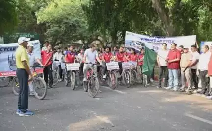 सार्थक पहल का संकल्प
बरेका में 
🎯 ‘Sunday On Cycle’
सिर्फ एक आयोजन नहीं, एक नई आदत की शुरुआत —
🚲 स्वास्थ्य, पर्यावरण और सक्रियता के लिए समर्पित बरेका की अनूठी पहल।