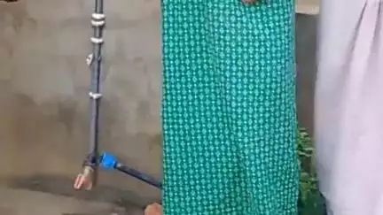 శ్రీకాకుళం: నరసన్నపేటలోని మారుతీ నగర్ ఒకటో వీధి వెనుక ఉన్న ఇళ్లకు పది రోజులుగా తాగునీరు లేవని స్థానికులు ఆందోళన #localissue