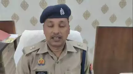 बैरिया: जनसेवा केंद्र संचालक के साथ दुर्व्यवहार करने वाले बैरिया चौकी के 2 सिपाही हुए निलंबित