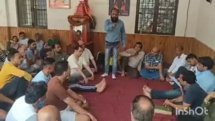 बागेश्वर: व्यापार संघ में आय-व्यय का विवरण देने को लेकर दो गुट, जिला कमेटी का चुनाव कराने की मांग, जेल जाने की धमकी