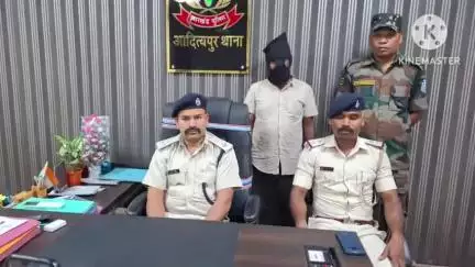 आदित्यपुर गम्हरिया: आदित्यपुर पुलिस ने एंटी क्राइम चेकिंग में 16 पुड़िया ब्राउन शुगर के साथ आरोपी को गिरफ्तार कर न्यायिक हिरासत में भेजा