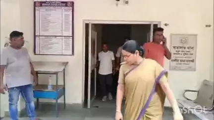 বারাসাত ১: বারাসাতে সন্দেহভাজন এক বাইক আরোহীর কাছ থেকে উদ্ধার এক রাউন্ড গুলি সহ একটি দেশি পিস্তল