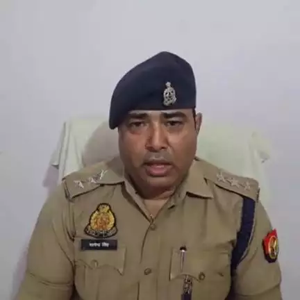 हरदोई: थाना संडीला क्षेत्रांतर्गत एक महिला द्वारा फांसी लगाकर आत्महत्या करने के संबंध में क्षेत्राधिकारी संडीला की बाइट