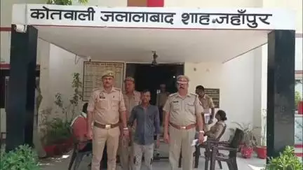 जलालाबाद: गांव गुनारा में पत्नी की गला रेत कर हत्या करने वाले वांछित अभियुक्त को पुलिस ने किया गिरफ्तार