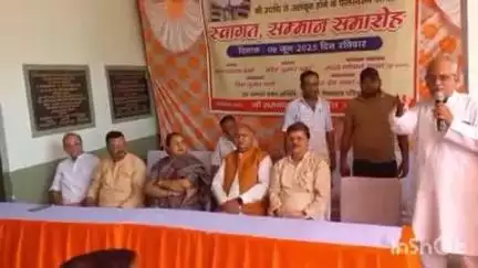 हाथरस: रामबाग इंटर कॉलेज में भाजपा के प्रदेश उपाध्यक्ष को डि लीट की डिग्री उपाधि मिलने पर प्रबंधक कमेटी ने किया स्वागत समारोह