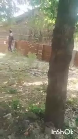 धौरहरा: जटपुरवा गांव के दबंगों ने सरकारी जमीन पर अवैध कब्जा कर दीवाल खड़ी की, ग्रामीणों ने वीडियो बनाकर किया वायरल