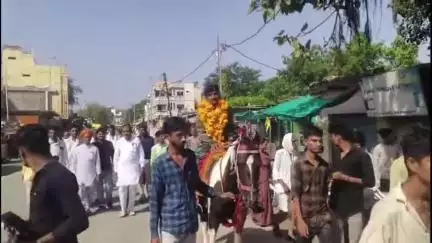 खिलचीपुर: किसान का बेटा बना अग्निवीर, गांव लौटने पर घोड़ी पर बैठाकर हुआ भव्य स्वागत
