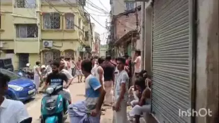 ডোমজুড়: ডোমজুড় থানার অন্তর্গত খরদা কান্ডের মূল অভিযুক্ত আরিয়ান খান এখনো ফেরার