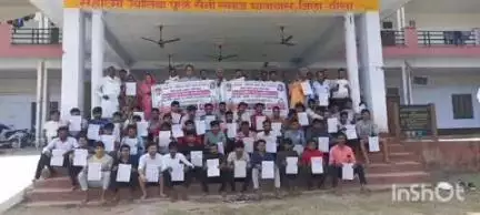 दौसा: महात्मा ज्योतिबा फुले सेवा संस्था द्वारा छठे सामूहिक विवाह सम्मेलन के पोस्टर का विमोचन किया गया