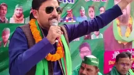 बुलंदशहर: बाईपास स्थित भारतीय किसान यूनियन महाशक्ति के कार्यालय पर दबंगों के खिलाफ कार्रवाई की मांग को लेकर बैठक का हुआ आयोजन