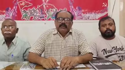 గుంటూరు: రాజధాని మహిళలపై అనుచిత వ్యాఖ్యలు చేసిన కృష్ణంరాజుపై సుమోటోగా కేసు నమోదు చేయాలి: సీపీఐ రాష్ట్ర కార్యదర్శి వర్గ సభ్యులు అజయ్