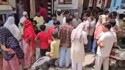 शामली: सलेक विहार में घर में सो रहे पति पर पत्नी ने किया हमला, गला रेतकर हत्या के प्रयास का आरोप