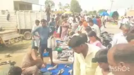 కొడంగల్: మృగశిర కార్తె సందర్భంగా తుంకిమెట్లలో పెరిగిన చేపల ధర, కొనేందుకు బారులు తీరిన ప్రజలు