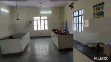 मुरैना: चेंटा गांव में एक महिला ने अज्ञात कारणों के चलते फांसी लगाकर की आत्महत्या, पोस्टमार्टम के बाद परिजनों को दिया गया शव
