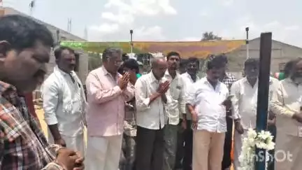 ఆదోని: శ్రీ మహాయోగి చాపమ్మ అవ్వ ఆలయం కొరకు భూమి పూజ చేసిన మాజీ ఎమ్మెల్యే సాయి ప్రసాద్ రెడ్డి