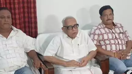 ବଲାଙ୍ଗୀର: ସର୍କିଟ ହାଉସରେ ପୂର୍ବତନ ବିଧାୟକ ନରସିଂହ ମିଶ୍ରଙ୍କ ପ୍ରେସମିଟ, ମେଡ଼ିକାଲ ଅବ୍ୟବସ୍ଥାକୁ ନେଇ ରଖିଲେ ପ୍ରତିକ୍ରିୟା